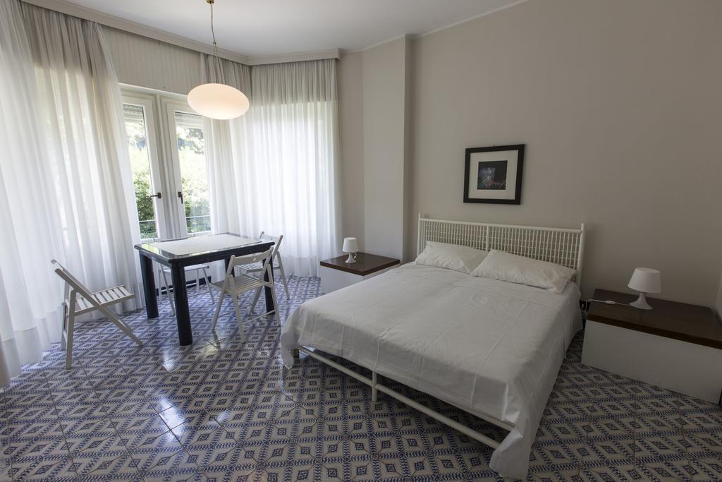 Poggio Fiorito Apartment Rapallo Ruang foto