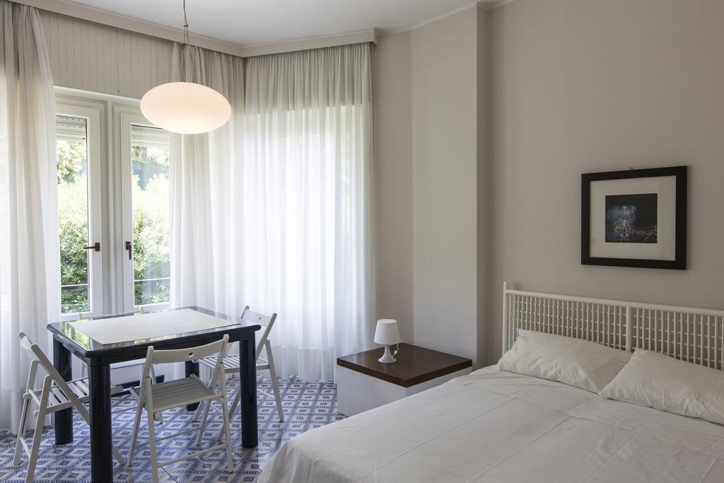 Poggio Fiorito Apartment Rapallo Ruang foto